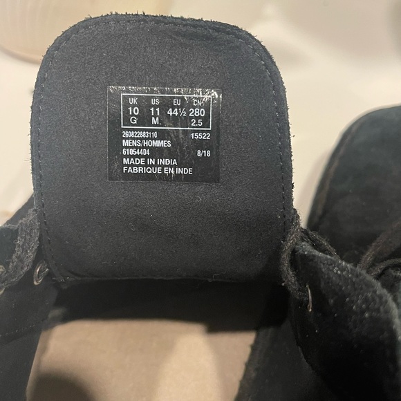 Men’s Clark’s Collection black suede boot - Picture 4 of 8